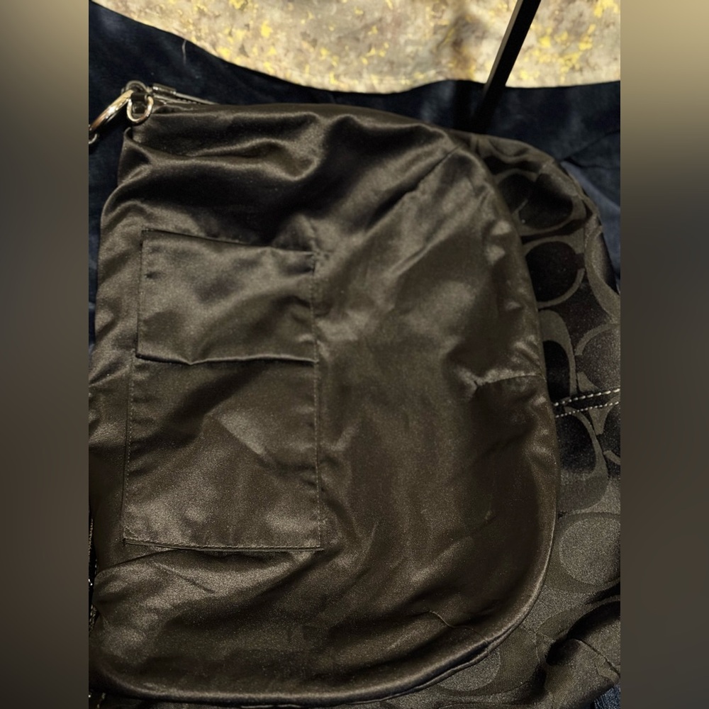 Coach Zoe Large Hobo (Signature Black) EUC - Picture 4 of 14